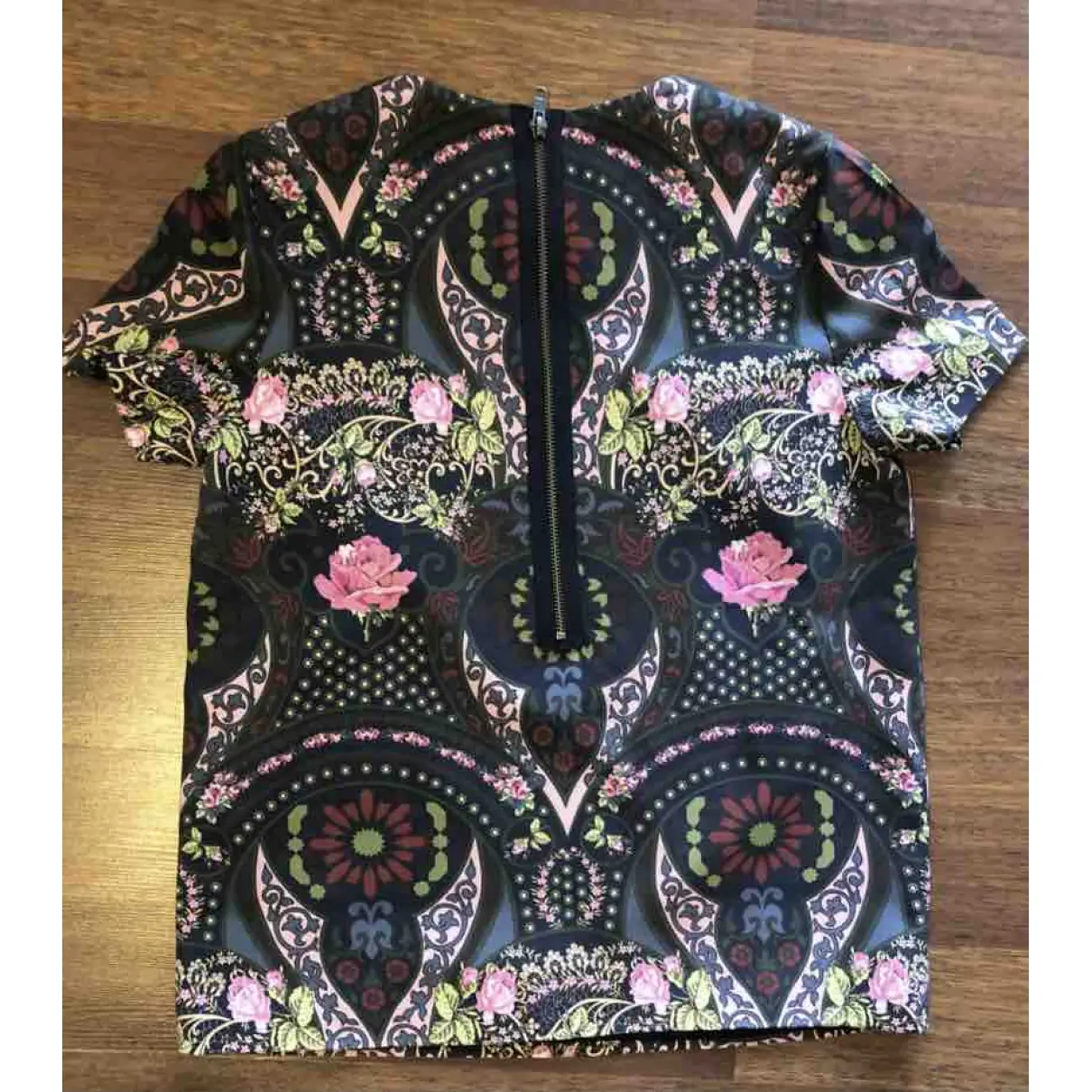 Buy Manoush Wool blouse online