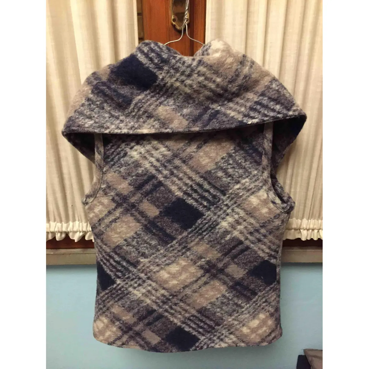 Buy Object Particolare Milano Wool short vest online
