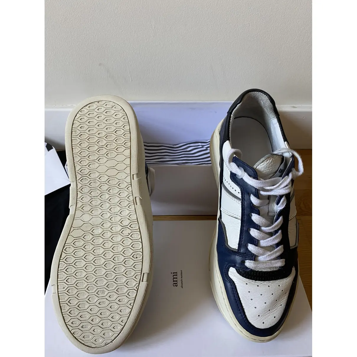Buy Ami Leather low trainers online