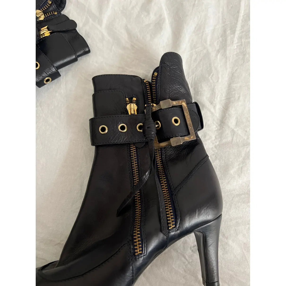 Buy Givenchy Leather ankle boots online - Vintage