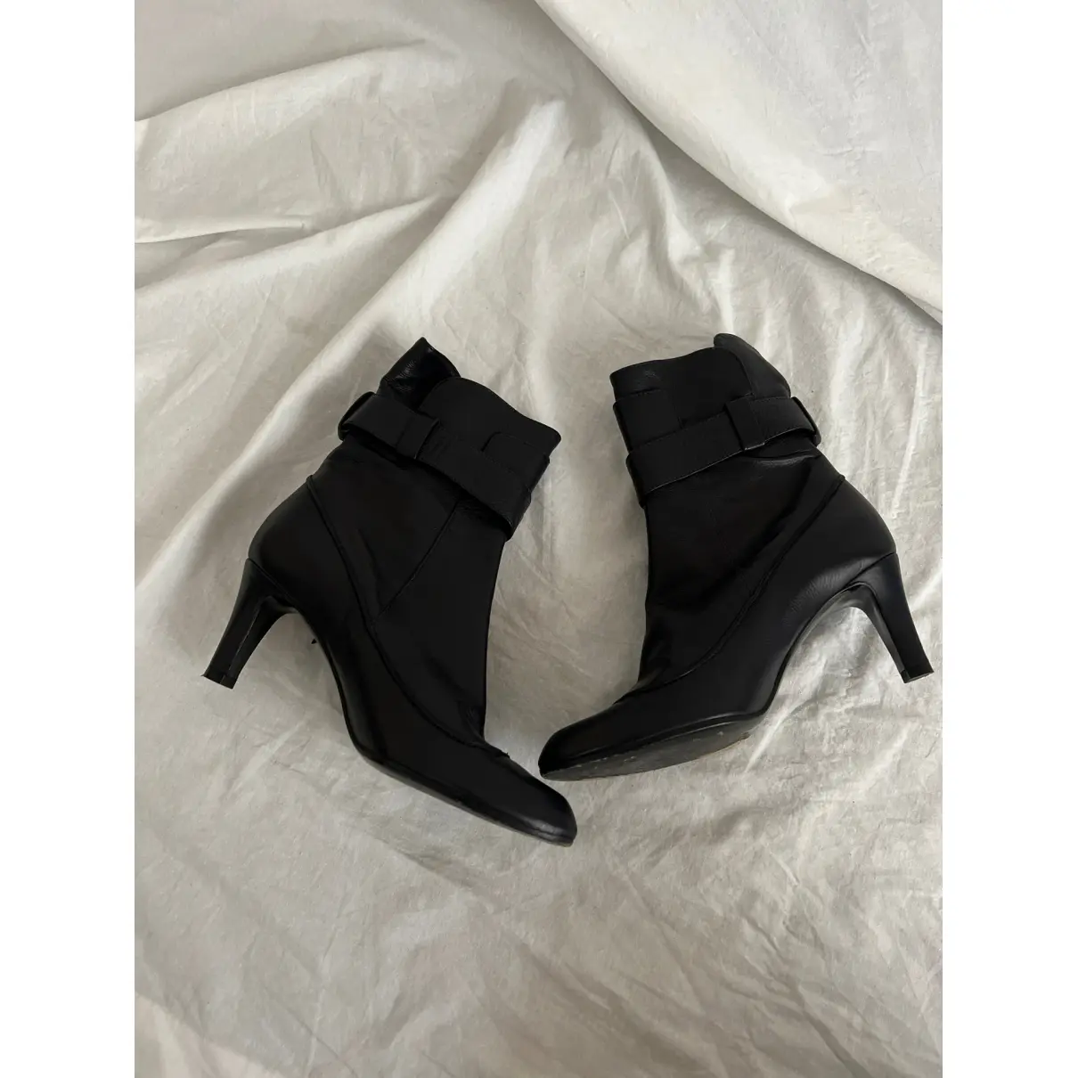 Leather ankle boots Givenchy - Vintage