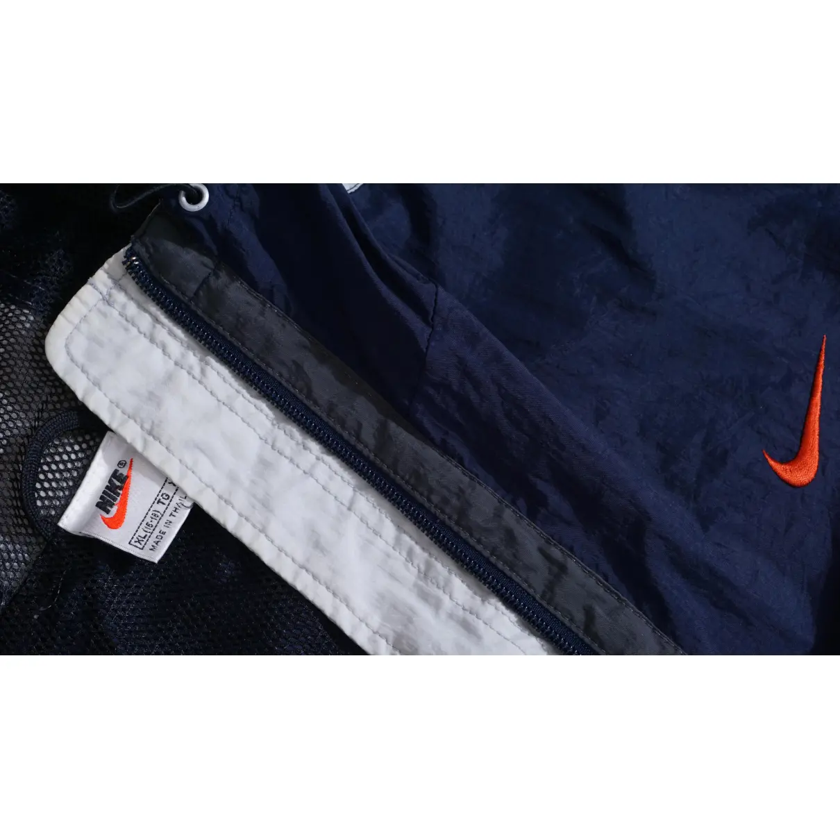 Buy Nike Vest online - Vintage