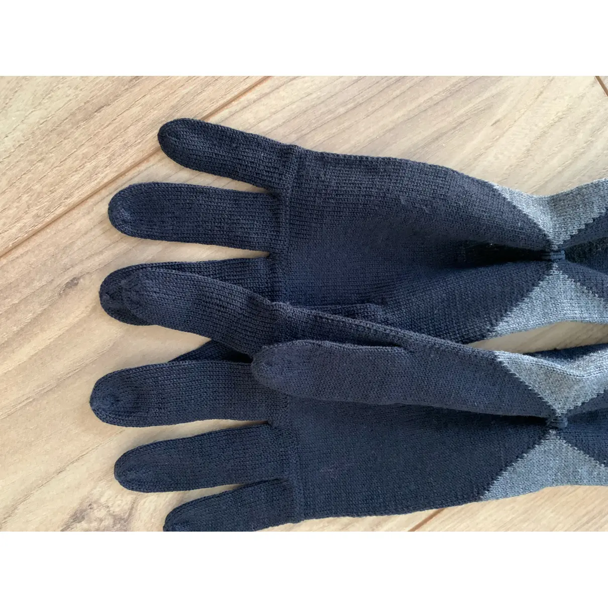 Wool long gloves Prada