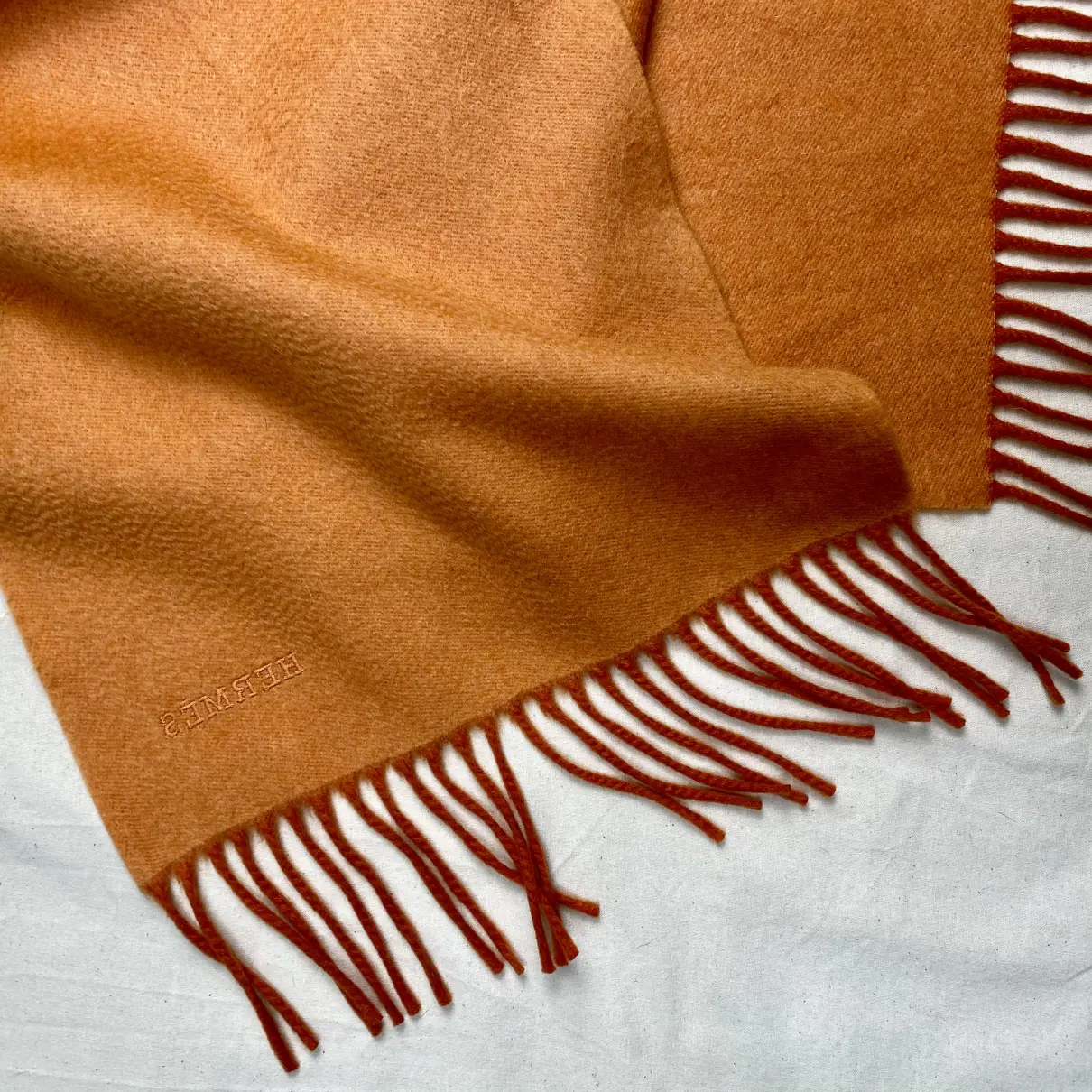 Cashmere scarf & pocket square Hermès