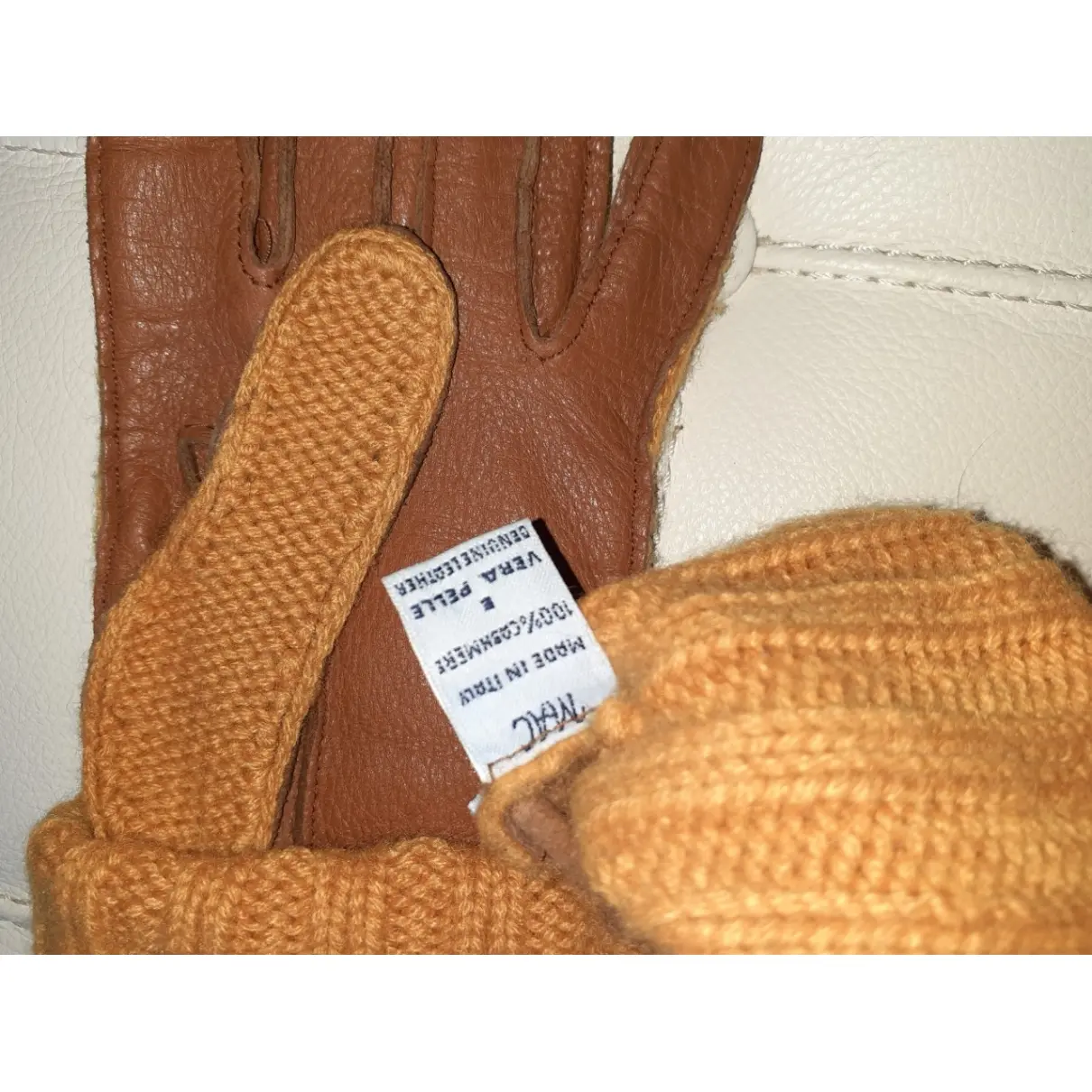 Buy Malo Cashmere long gloves online