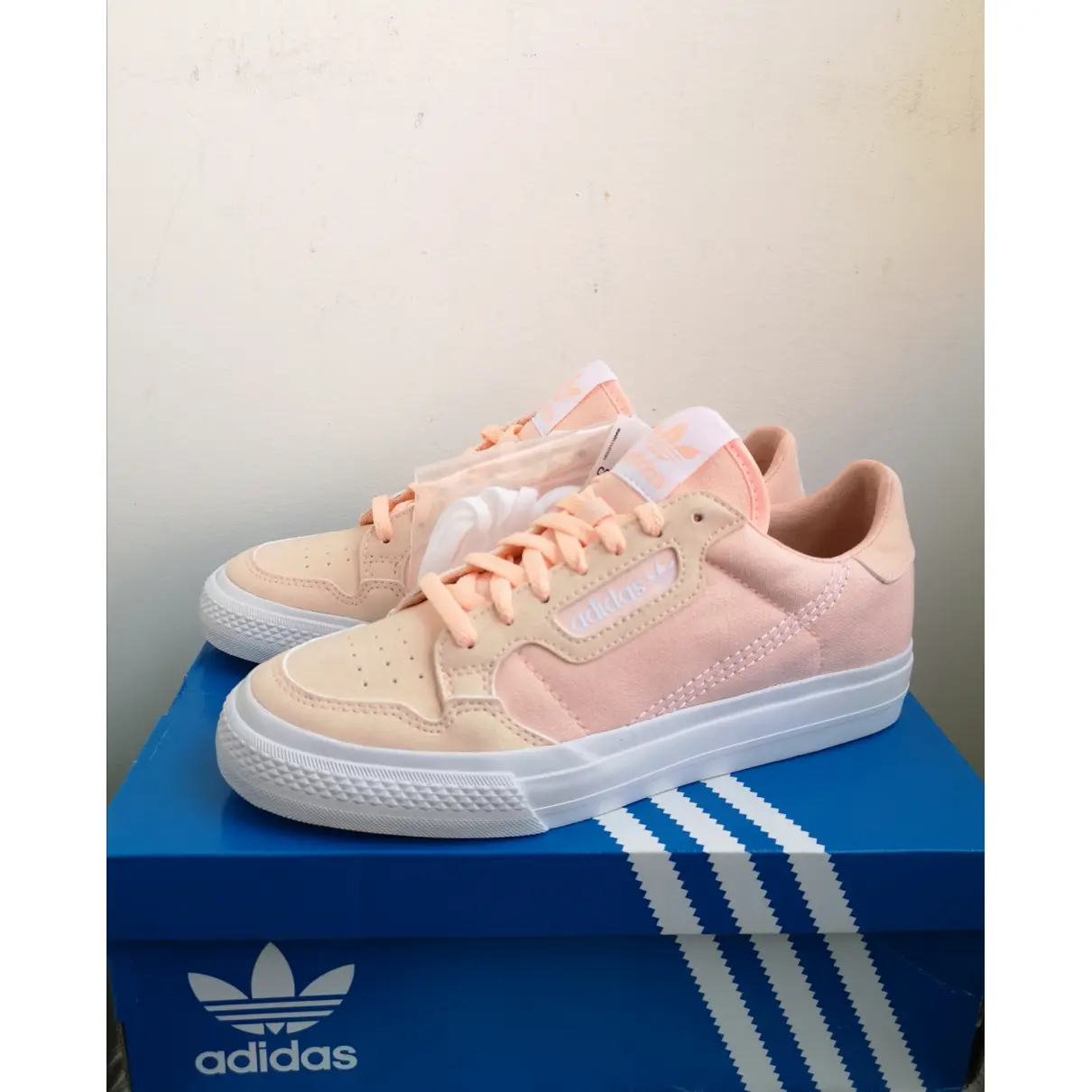 Buy Adidas Continental 80 cloth trainers online