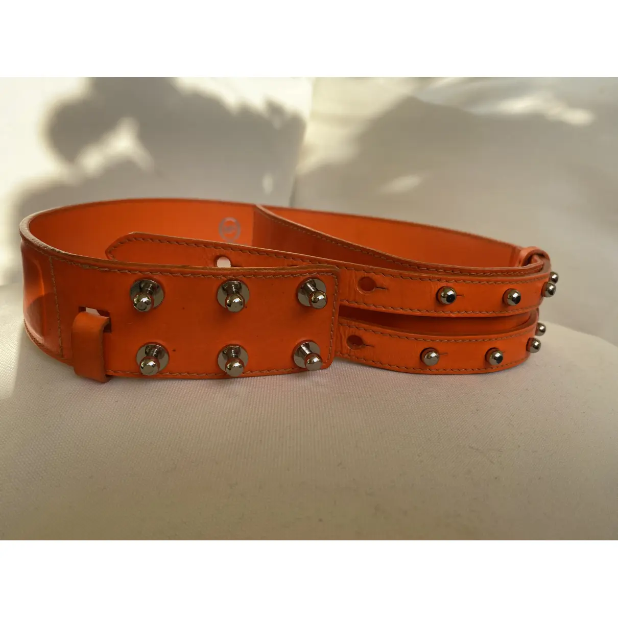 Leather belt Mcq