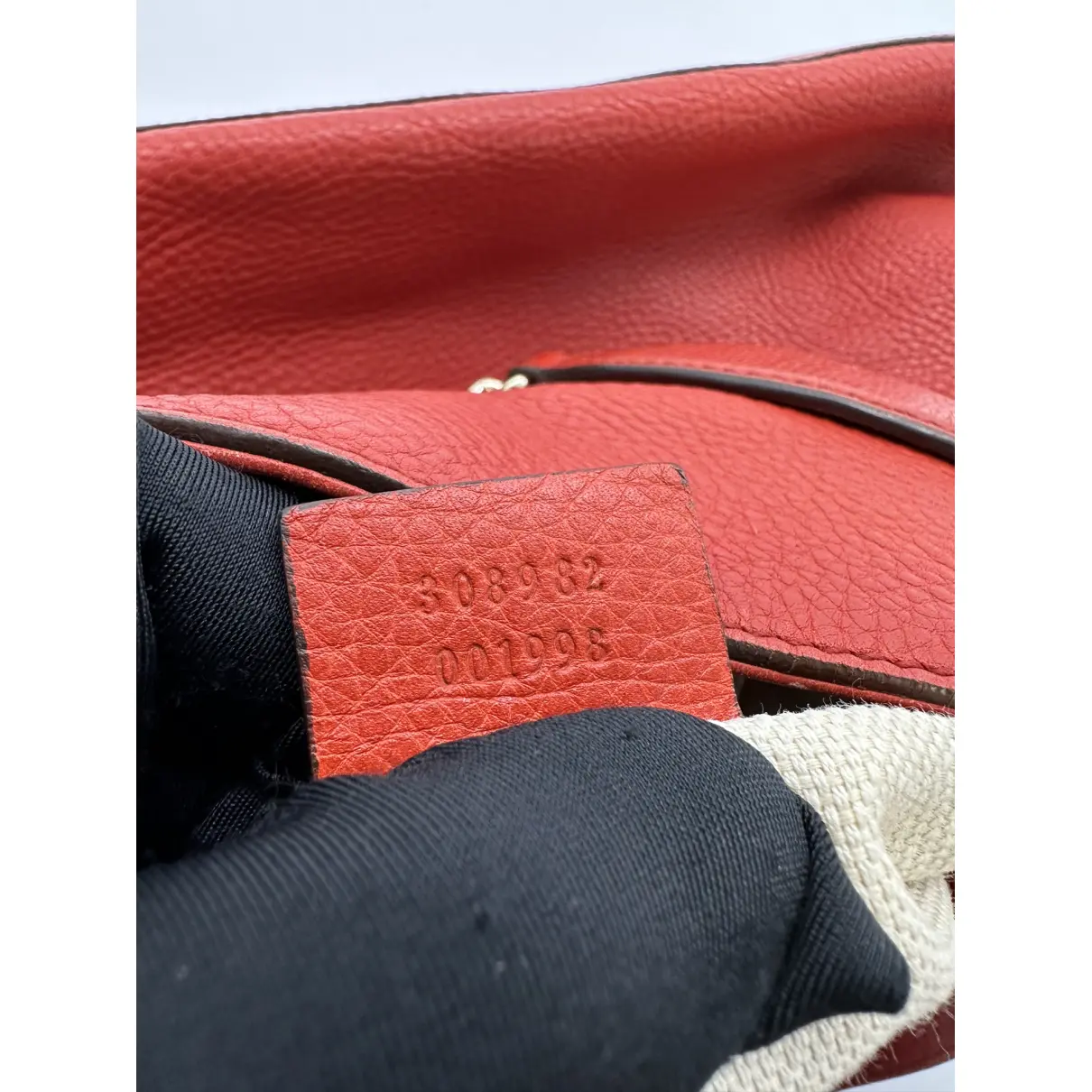 Buy Gucci Soho leather tote online