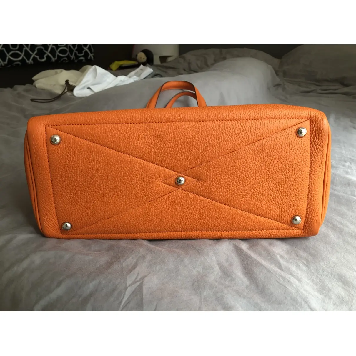 Buy Hermès Victoria leather handbag online