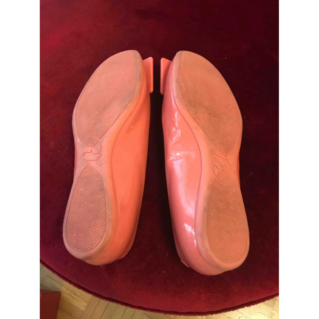 Gommetine patent leather ballet flats Roger Vivier