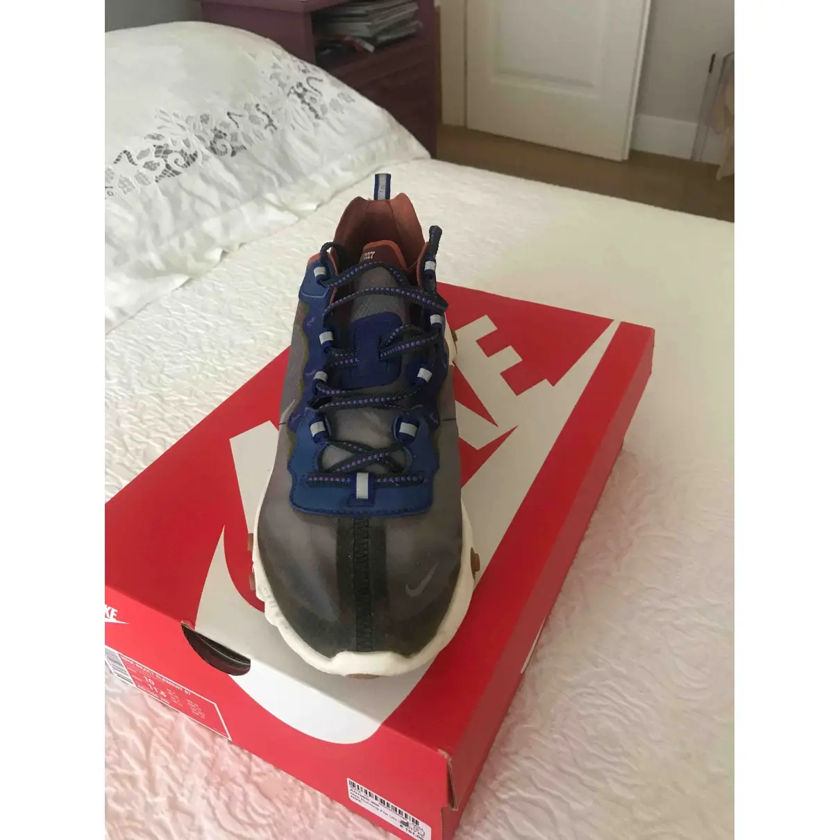 Nike React Element 87  cloth low trainers for sale