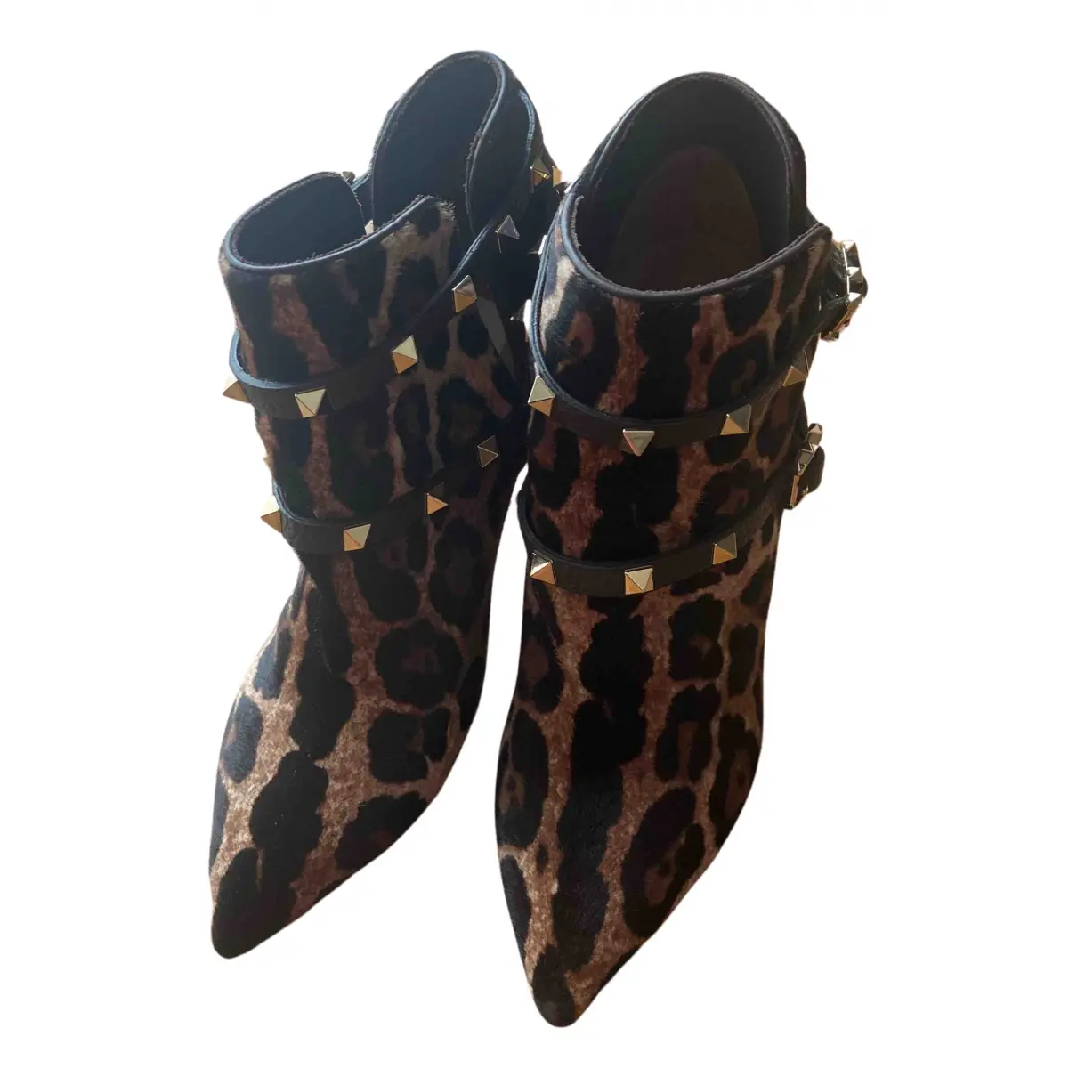Buy Valentino Garavani Rockstud buckled boots online