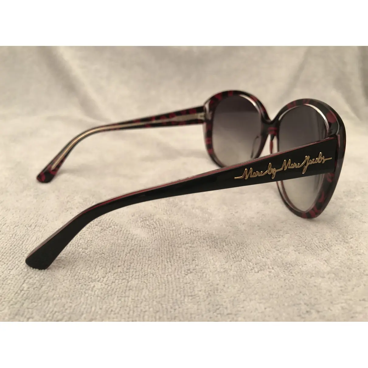Luxury Marc by Marc Jacobs Sunglasses Women
