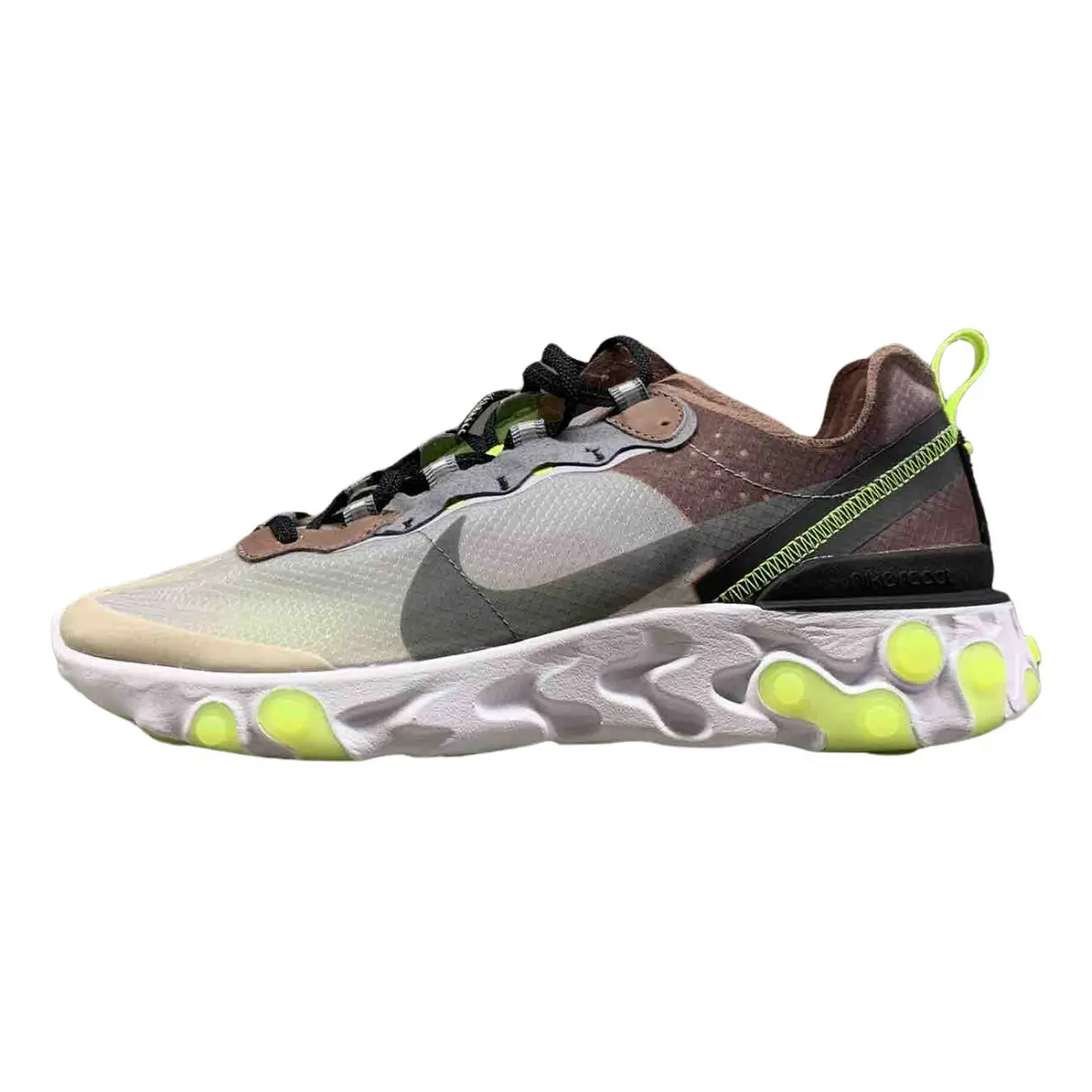 React Element 87  low trainers Nike