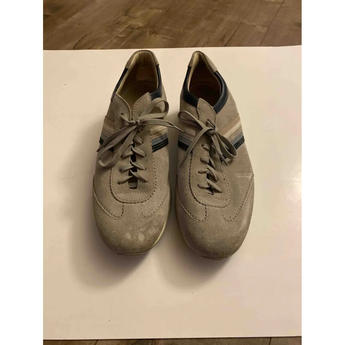 Buy Tod's Low trainers online