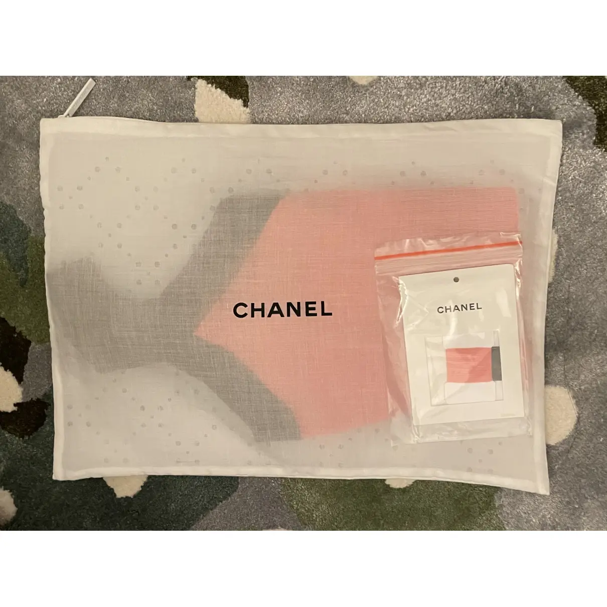 Cashmere vest Chanel