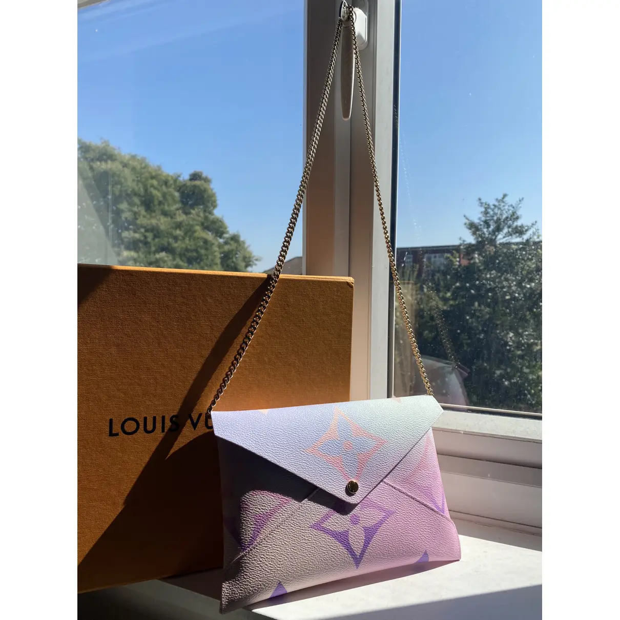 Kirigami cloth clutch bag Louis Vuitton
