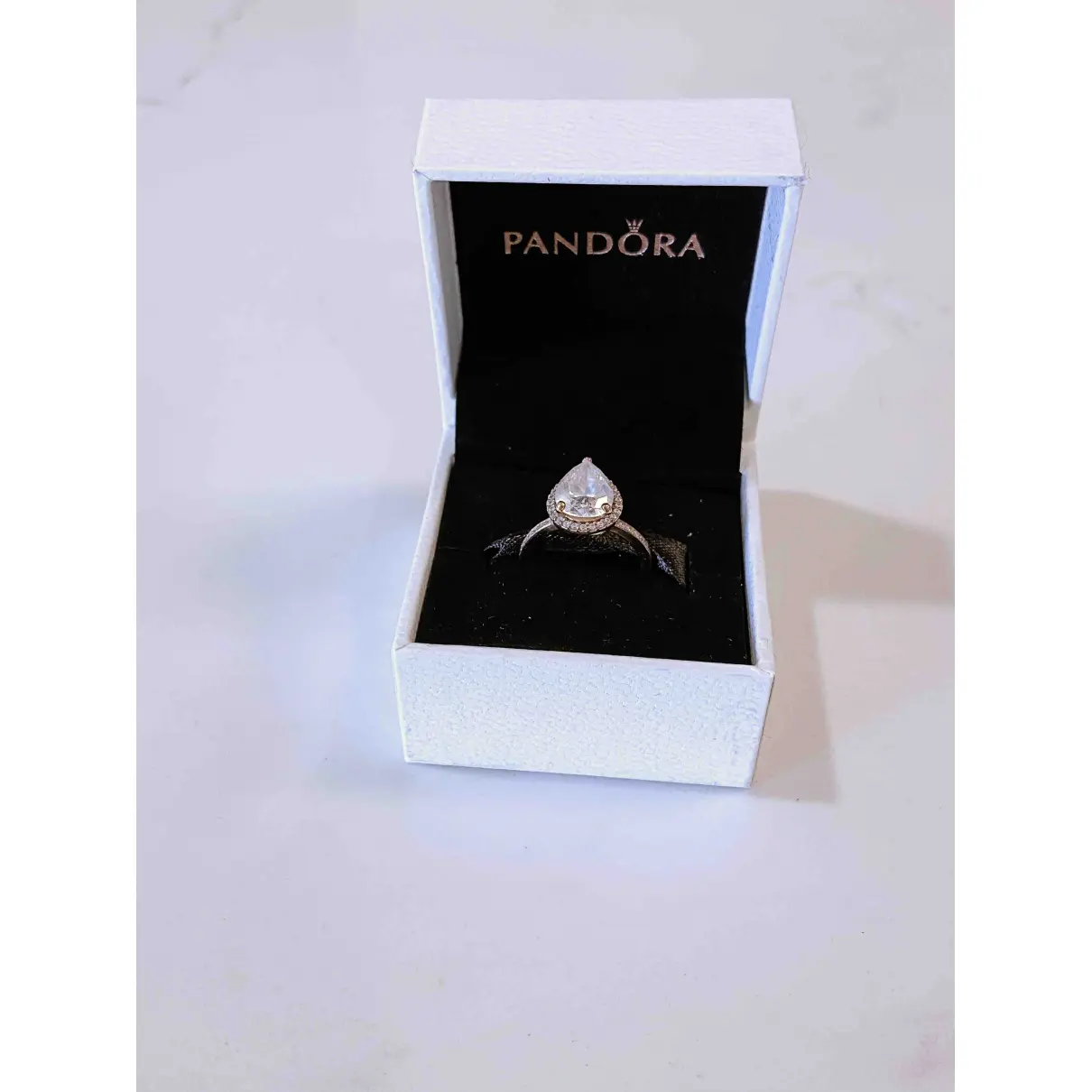 Crystal ring Pandora