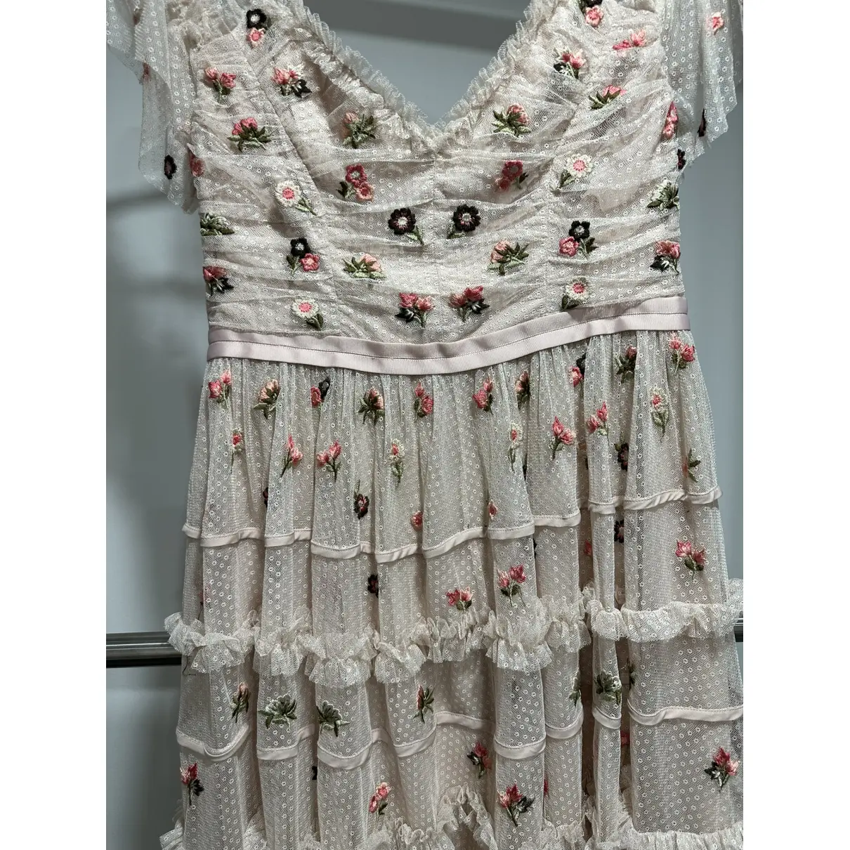 Lace mid-length dress Needle & Thread