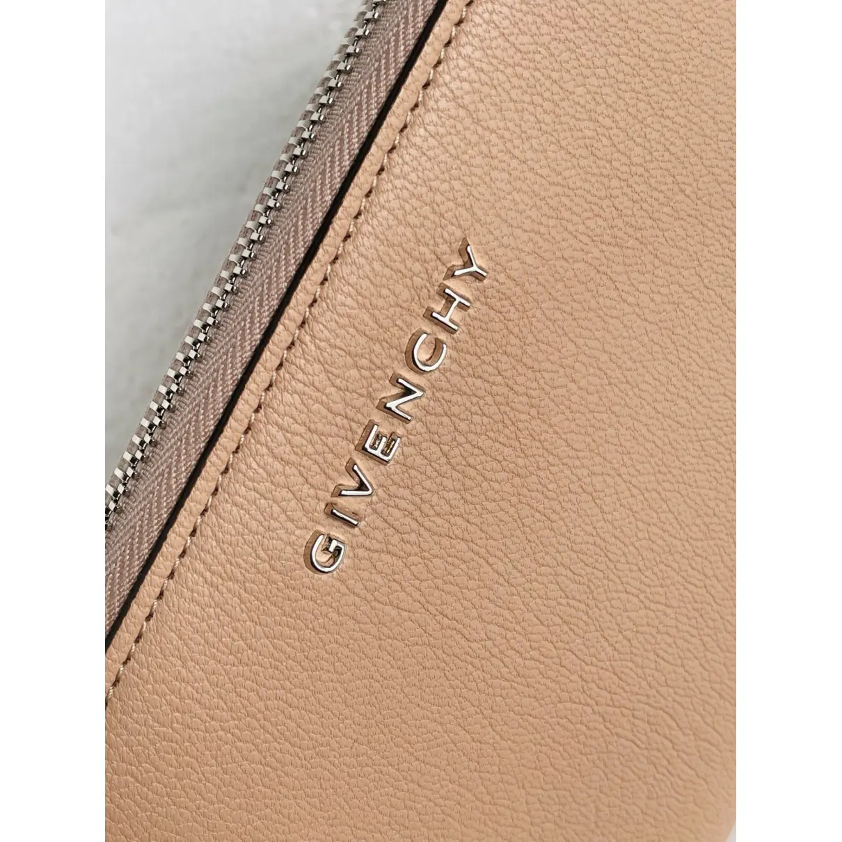 Luxury Givenchy Wallets Women