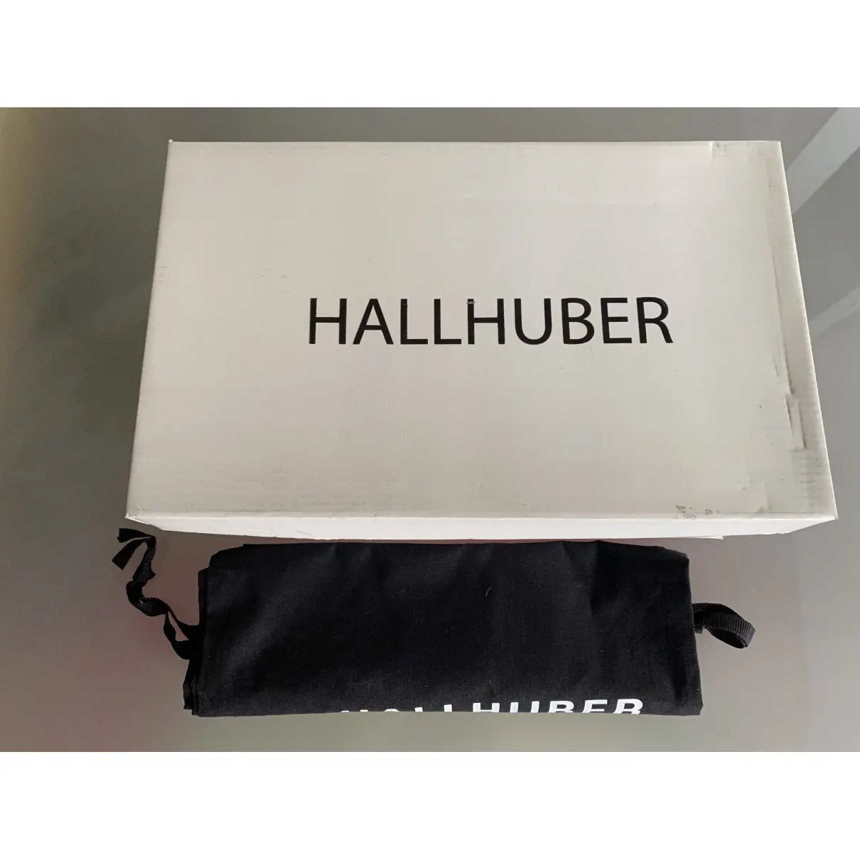 Leather heels Hallhuber