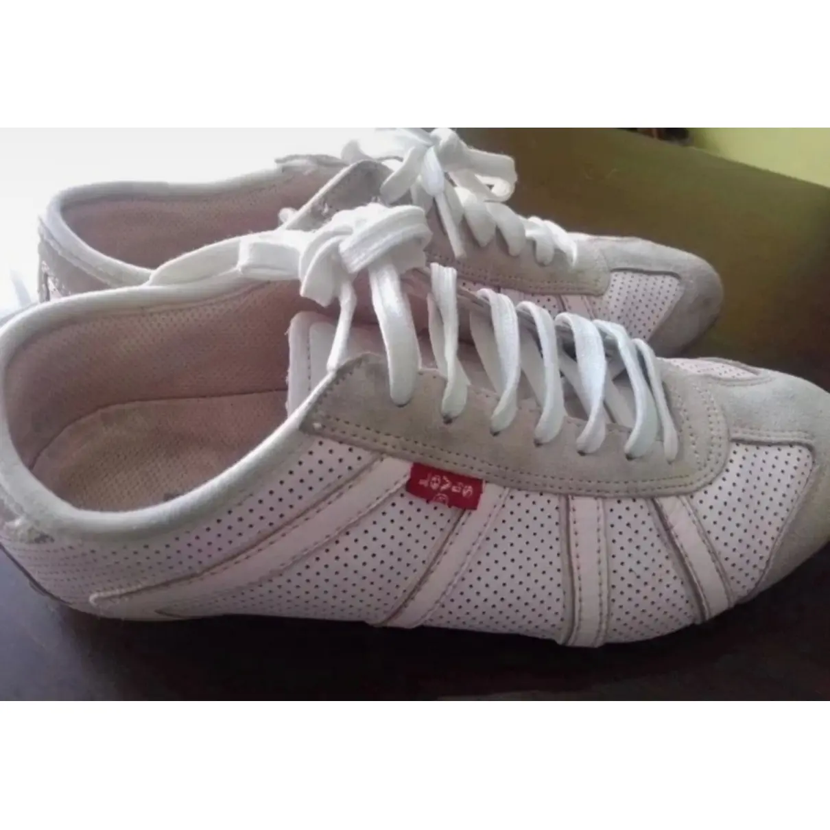 Buy Levi's Leather trainers online - Vintage