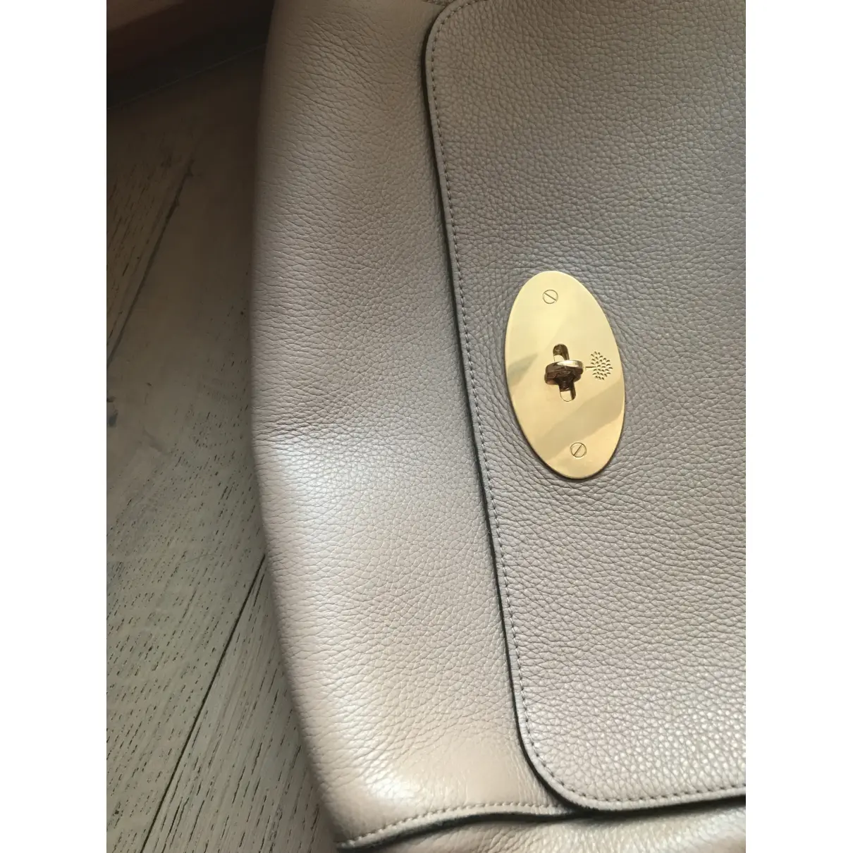 Lily Medium leather handbag Mulberry