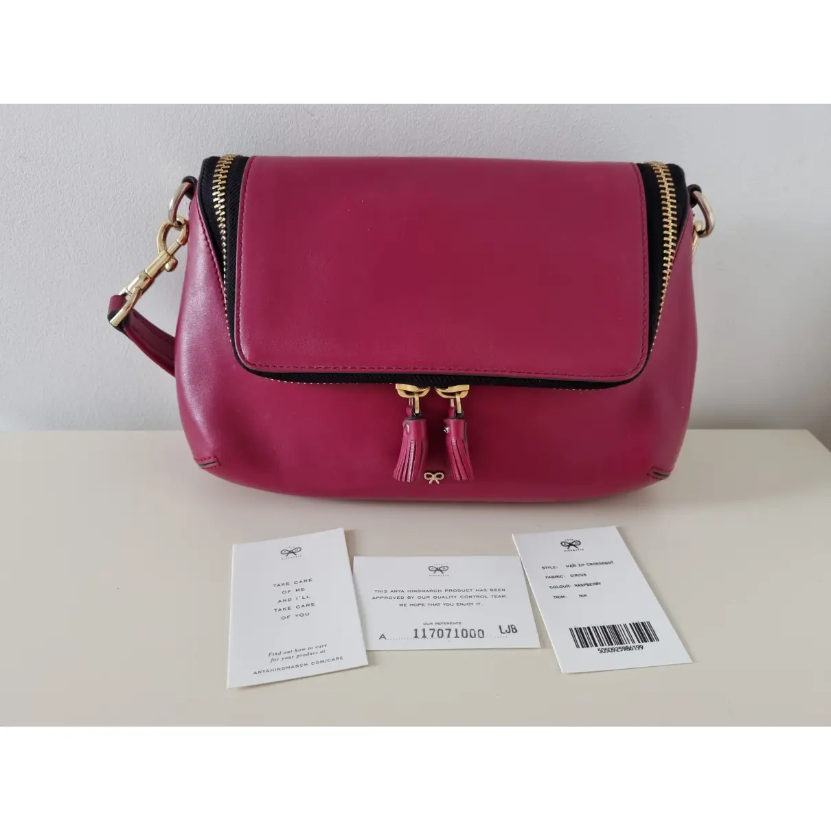 Luxury Anya Hindmarch Handbags Women