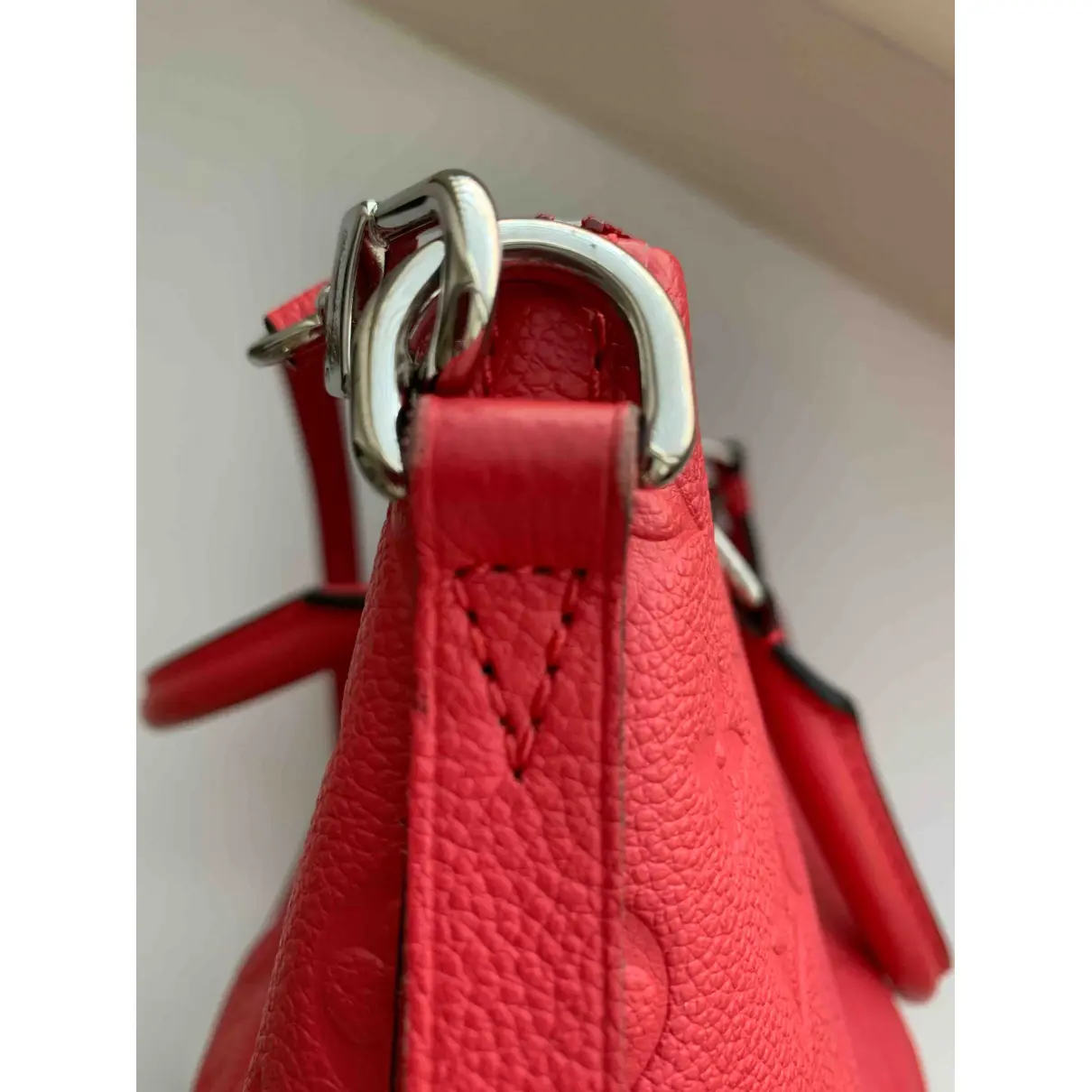 Buy Louis Vuitton Mazarine leather handbag online