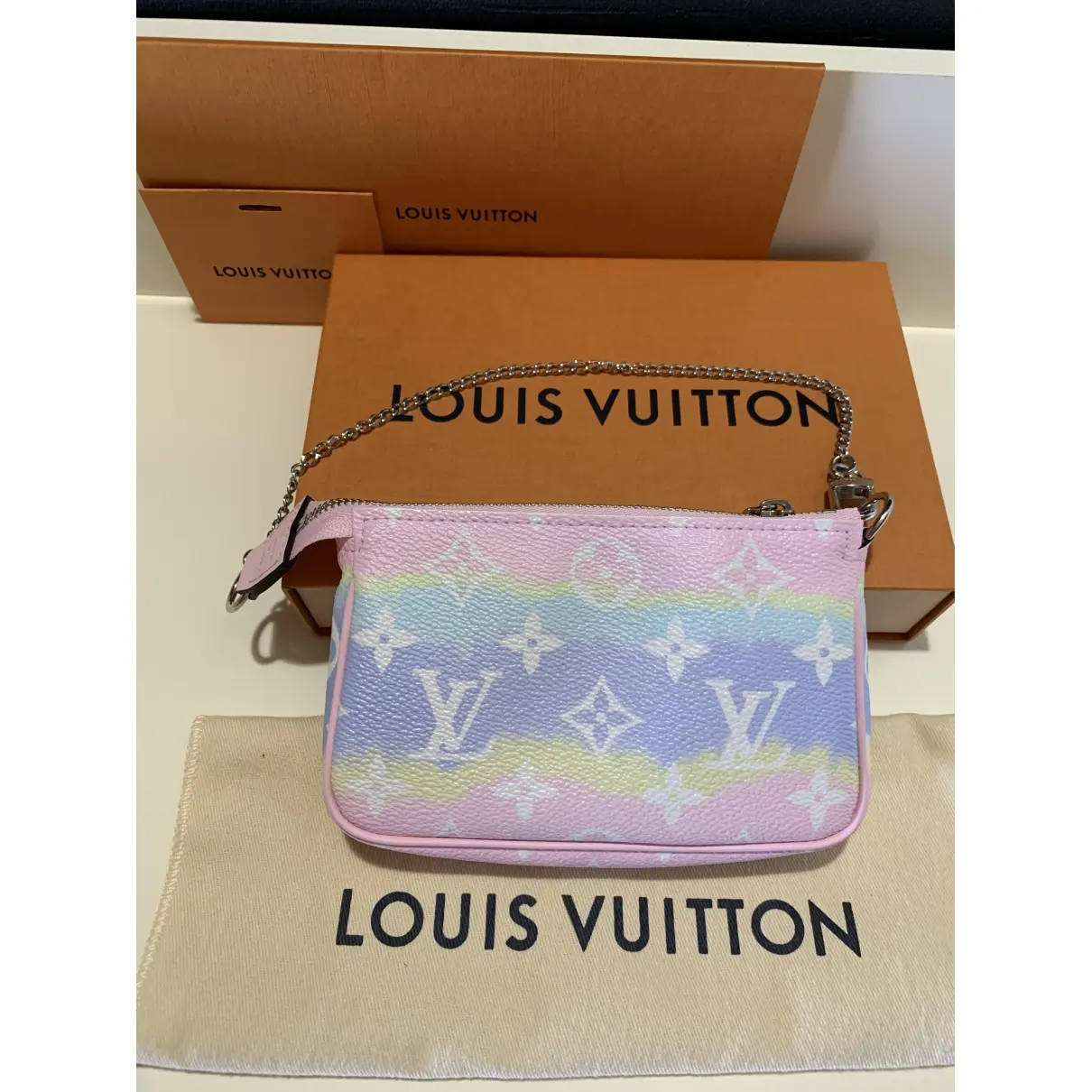 Louis Vuitton Pochette Accessoire leather clutch bag for sale