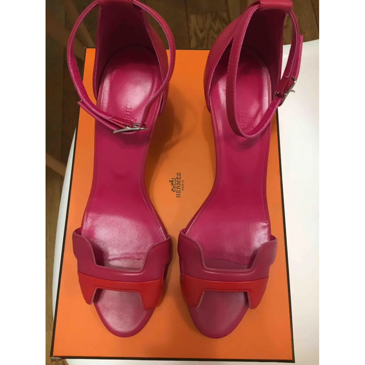 Buy Hermès Première leather sandals online