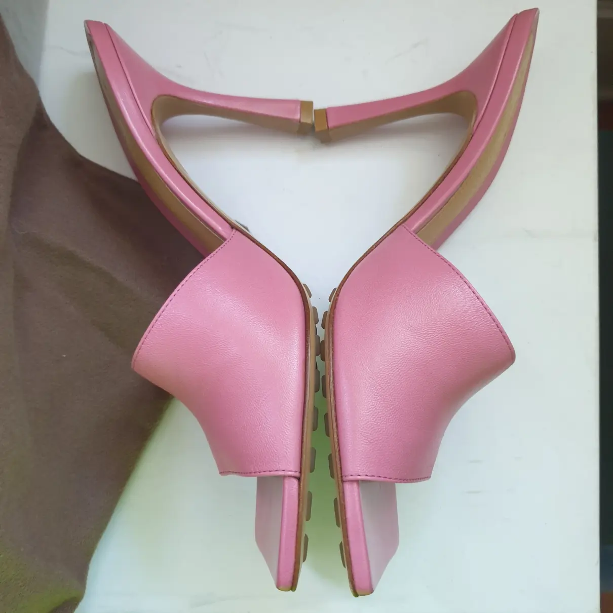 Buy Bottega Veneta Pink Leather Sandals Stretch online