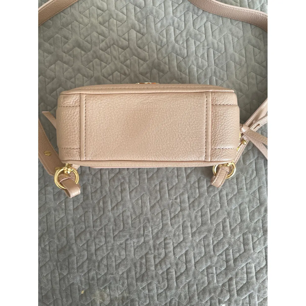 The Softshot leather handbag Marc Jacobs