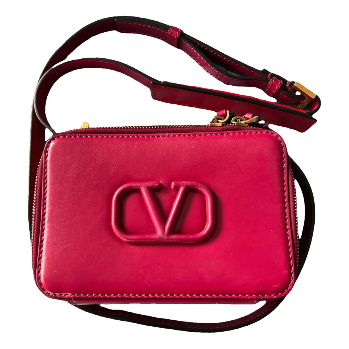 VLogo leather crossbody bag