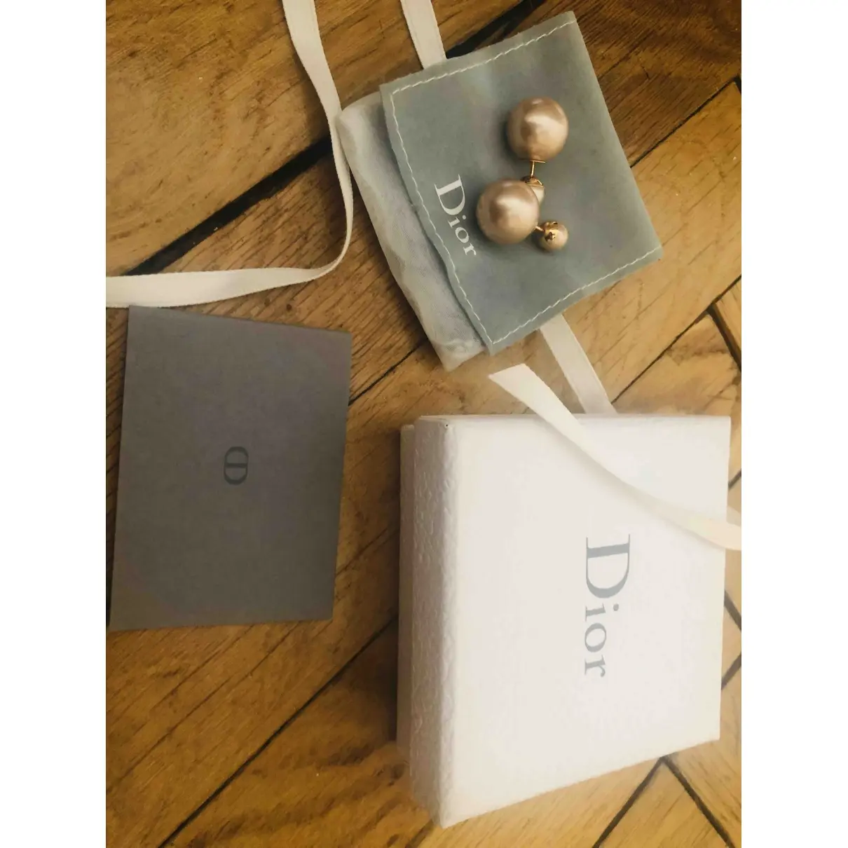 Buy Christian Dior Pearl earrings online