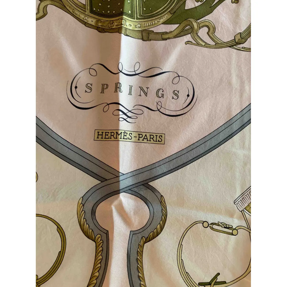 Luxury Hermès Silk handkerchief Women