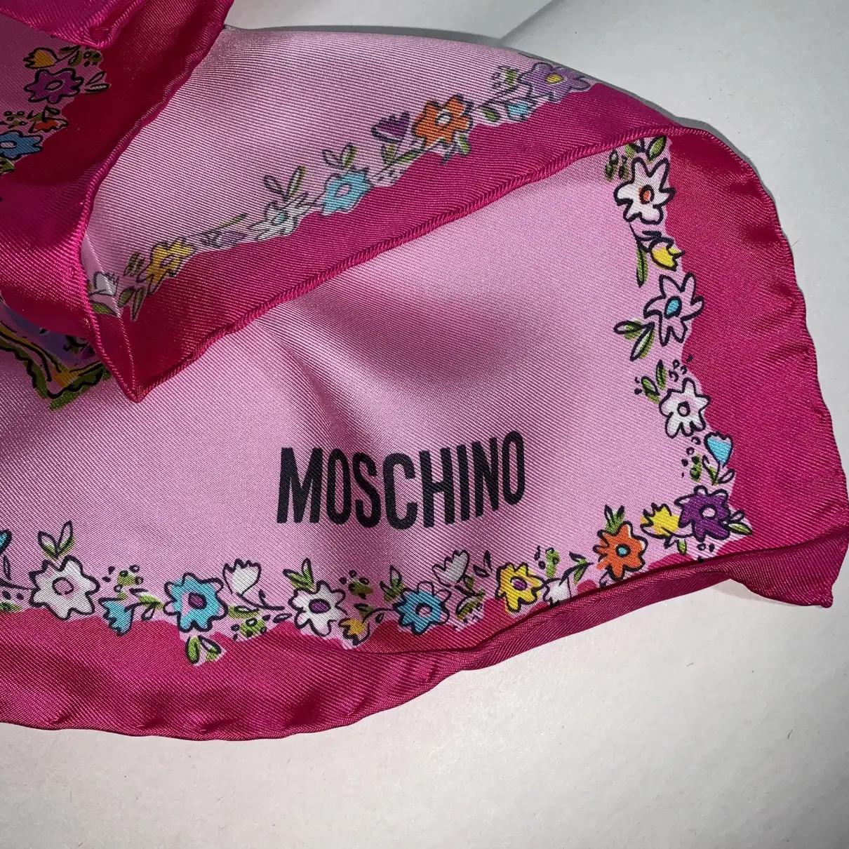 Silk scarf Moschino