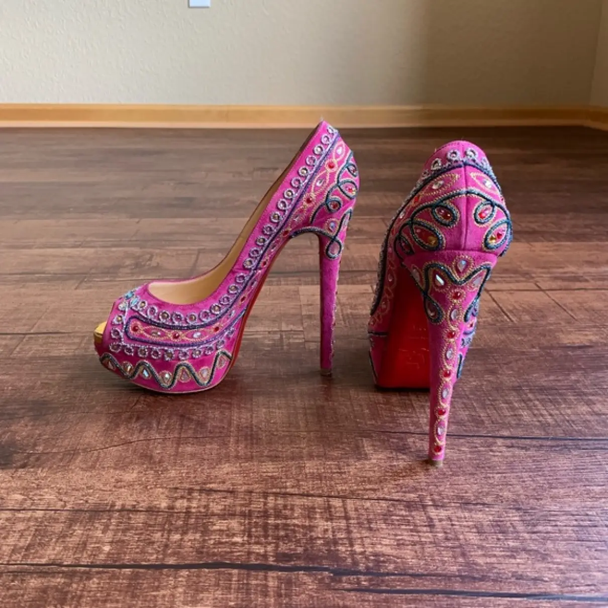 Buy Christian Louboutin Bianca heels online