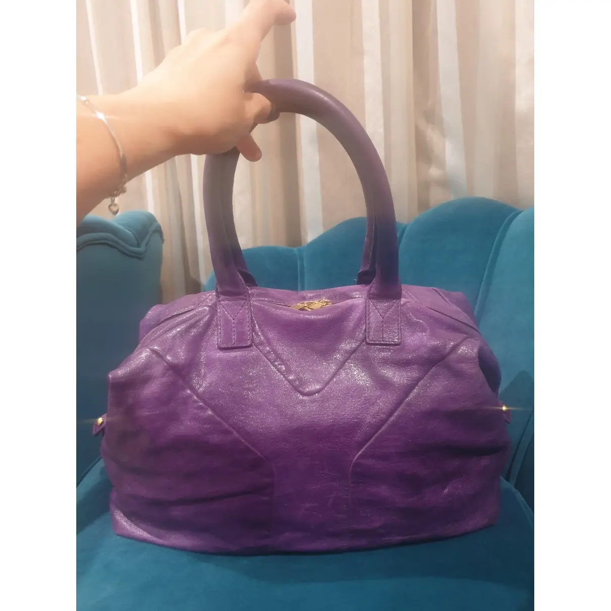 Buy Yves Saint Laurent Easy leather handbag online