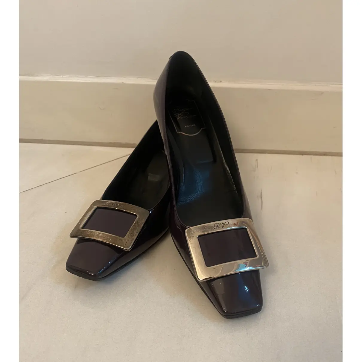 Belle Vivier patent leather heels Roger Vivier