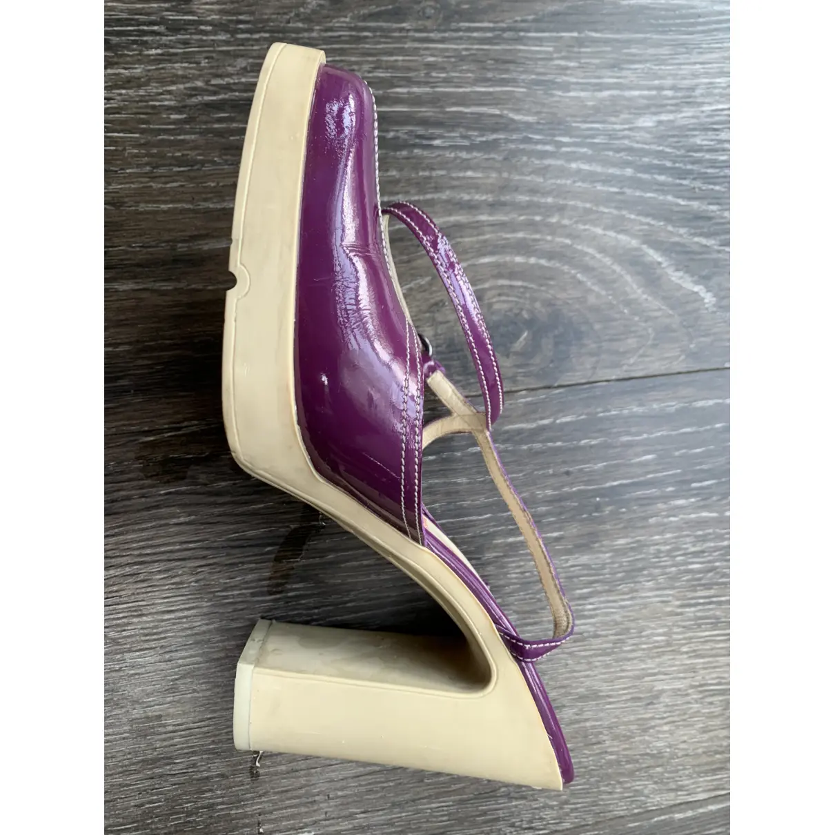 Patent leather heels Miu Miu - Vintage