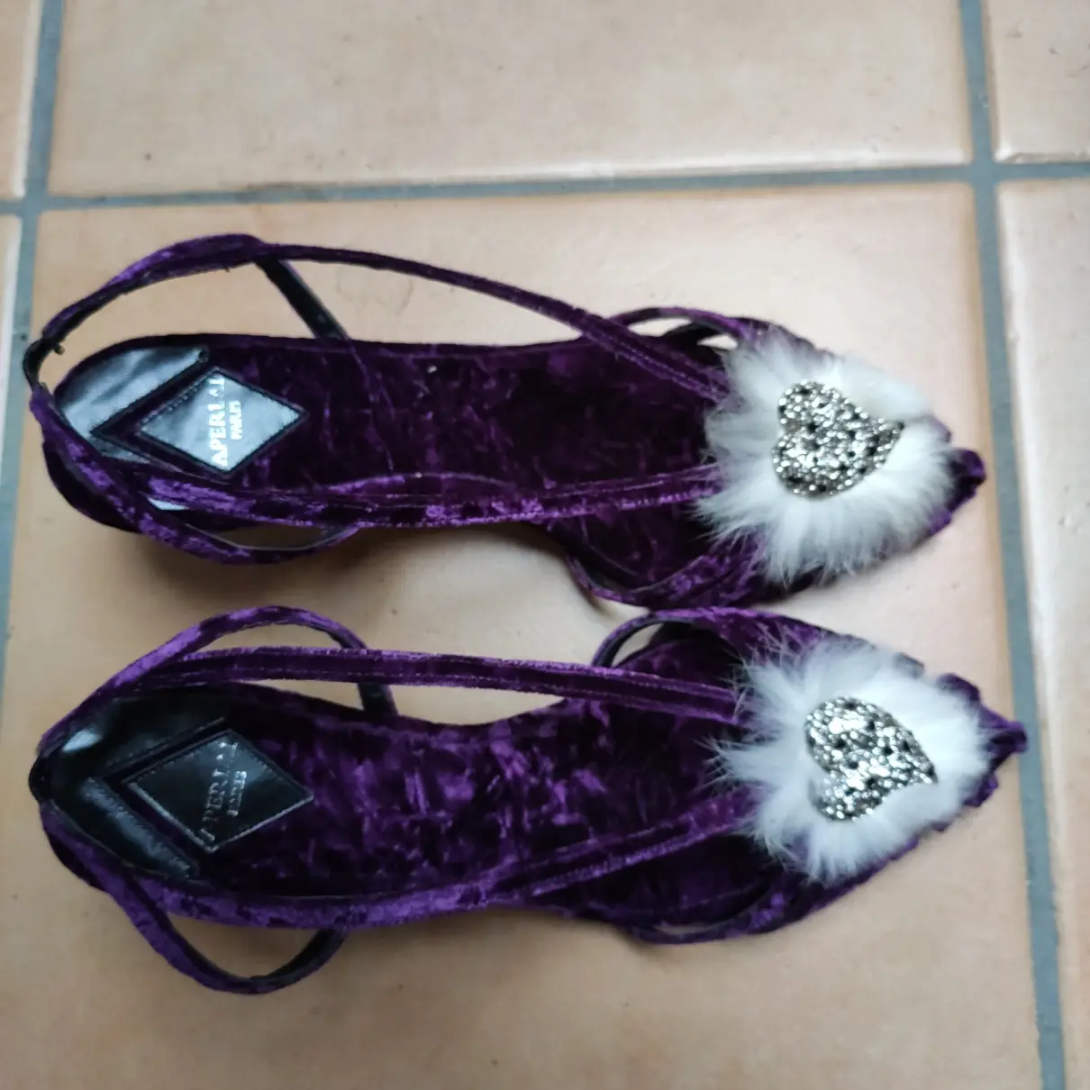 Velvet sandals Aperlai