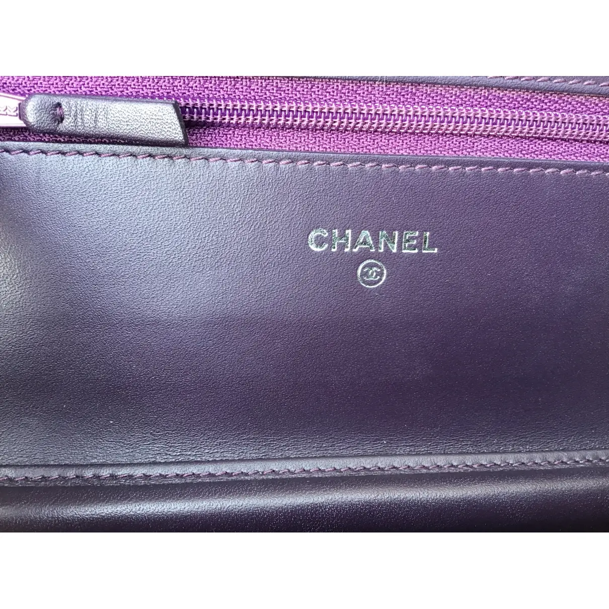 Wallet On Chain Boy velvet crossbody bag Chanel
