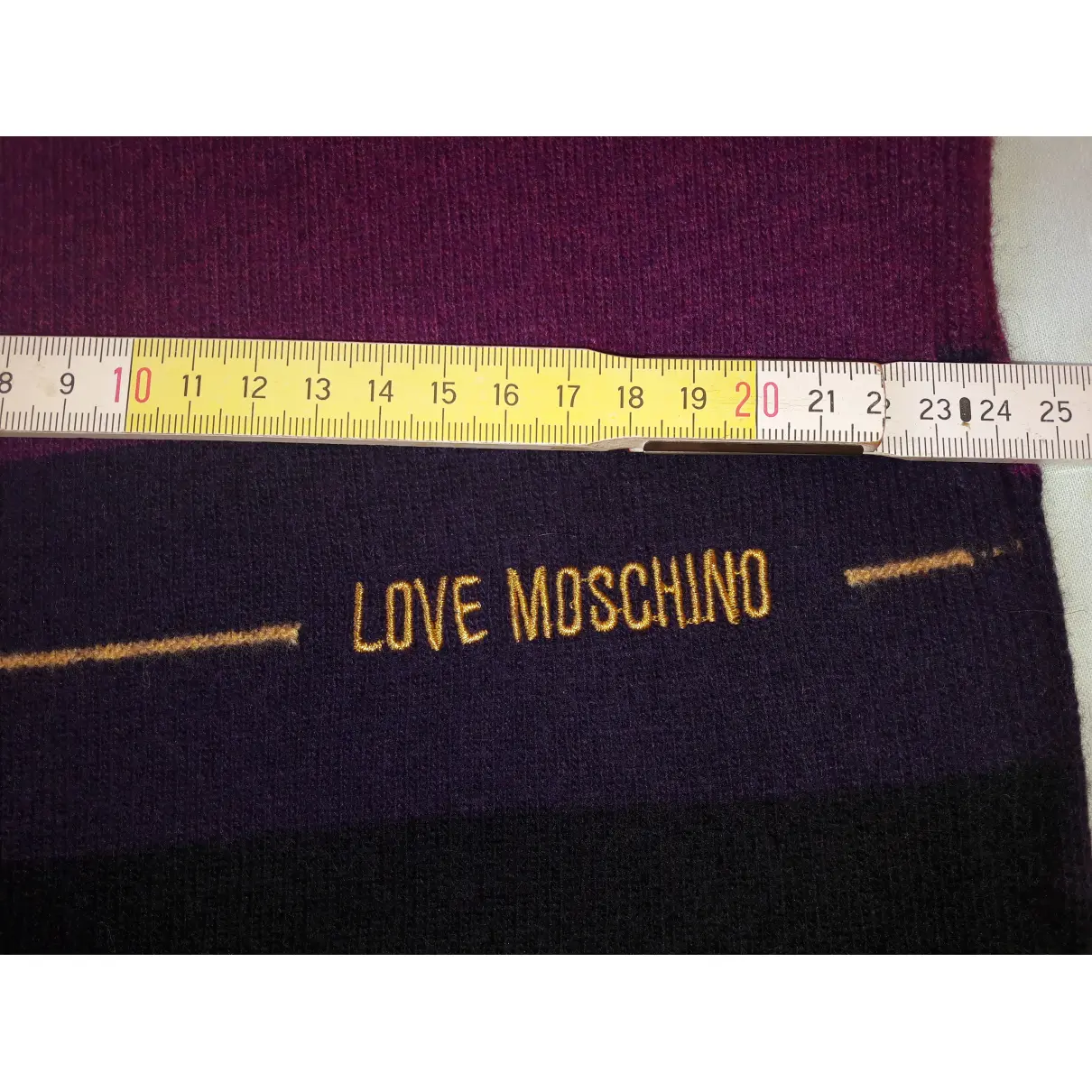 Wool scarf Moschino Love