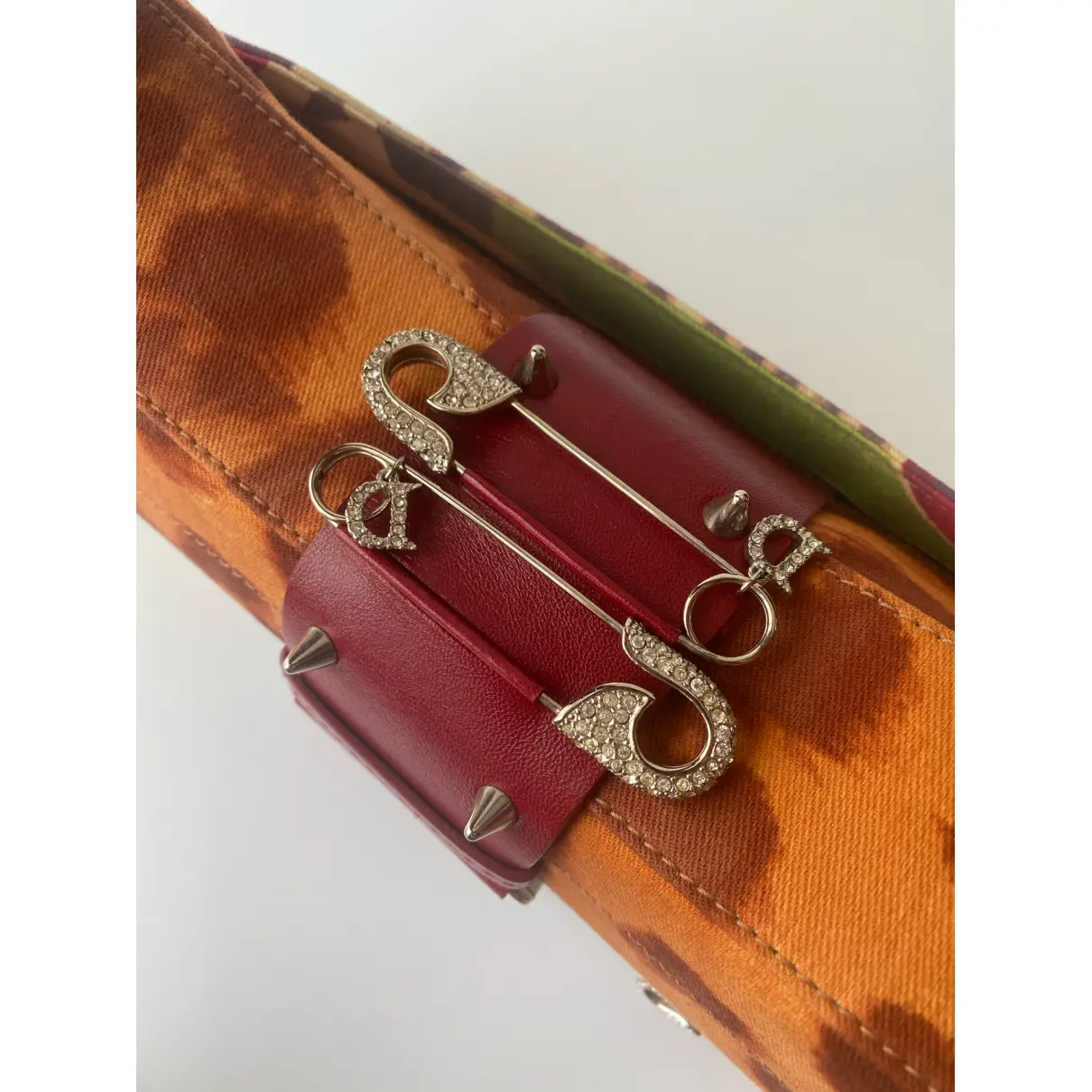 Buy Dior Columbus cloth handbag online - Vintage