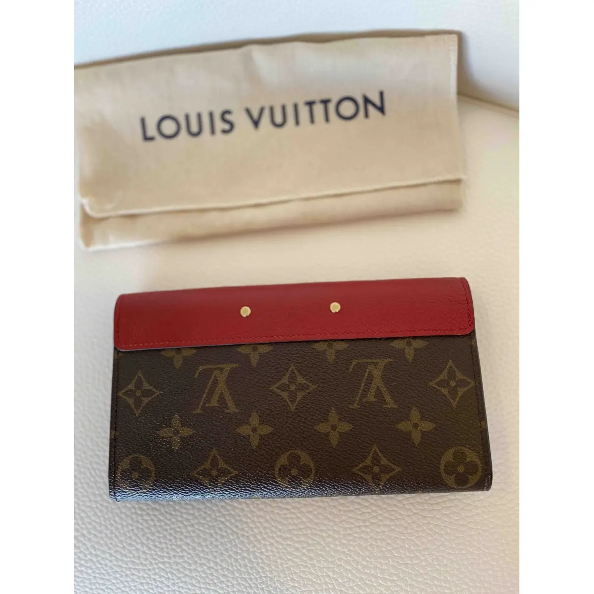 Buy Louis Vuitton Pallas cloth wallet online