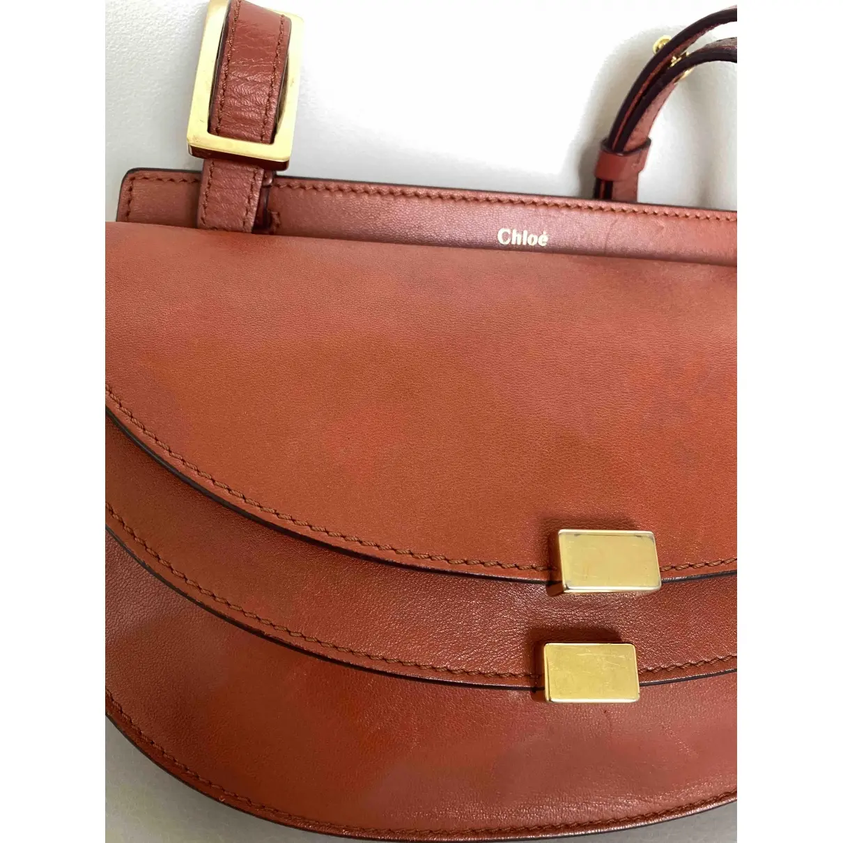 Buy Chloé Georgia leather crossbody bag online