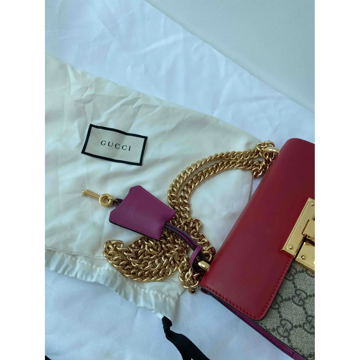 Padlock leather handbag Gucci