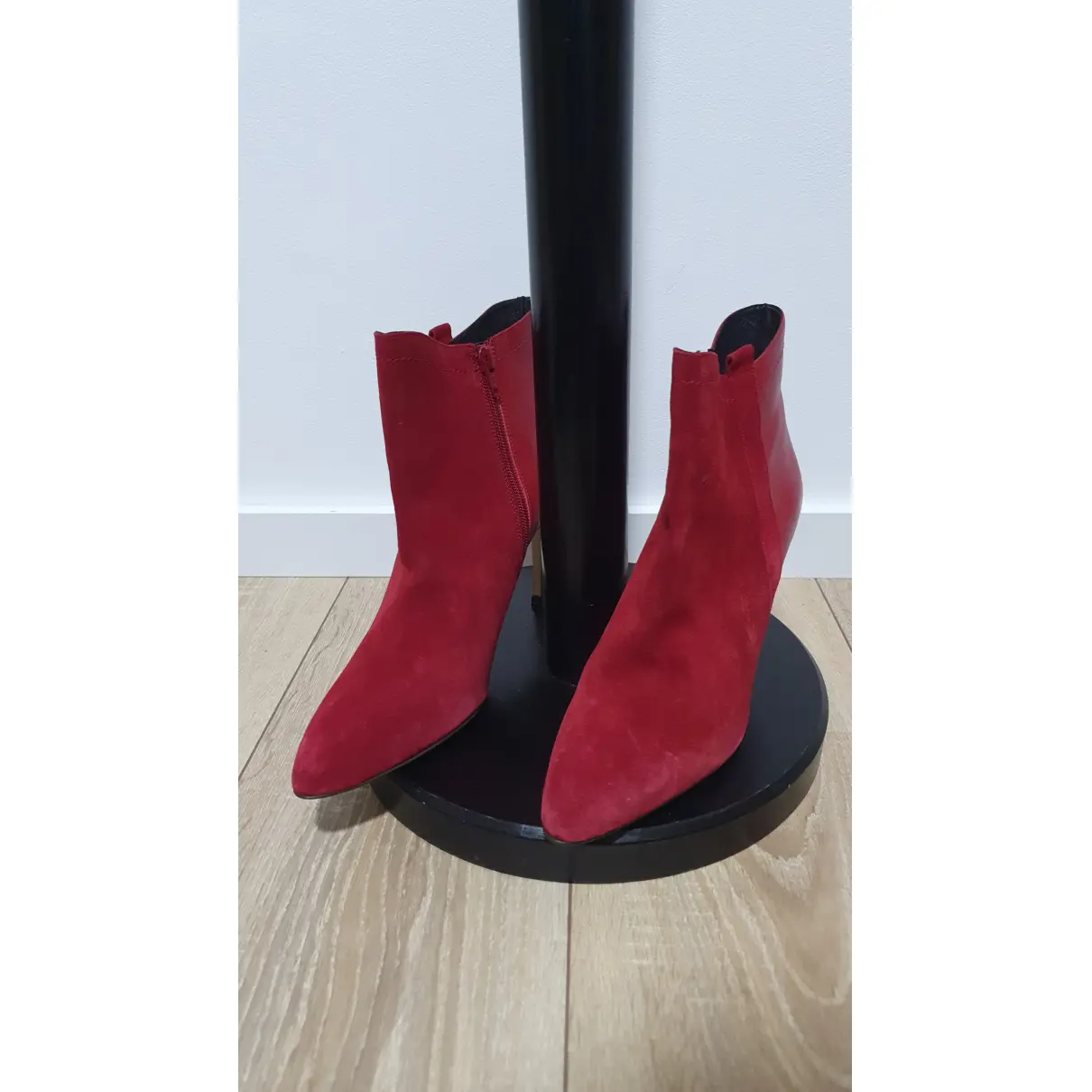 Buy SAN MARINA Leather ankle boots online