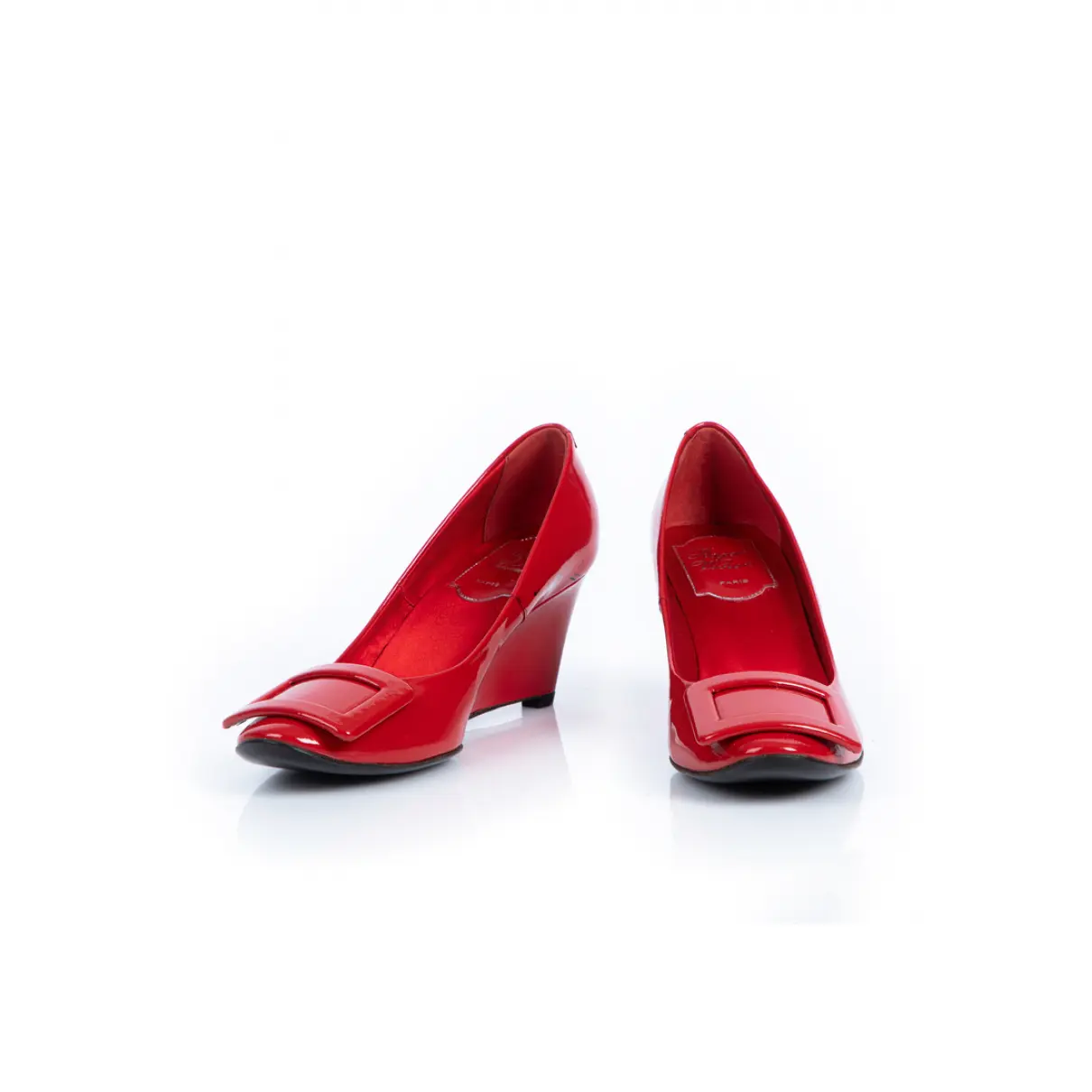 Buy Roger Vivier Belle Vivier patent leather heels online